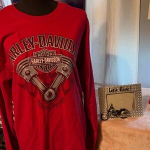 Harley-Davidson Red and Silver Piston Graphic Long Sleeve Shirt with metal frame